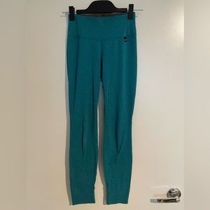 Patagonia Thermal Weight Capilene Base layer